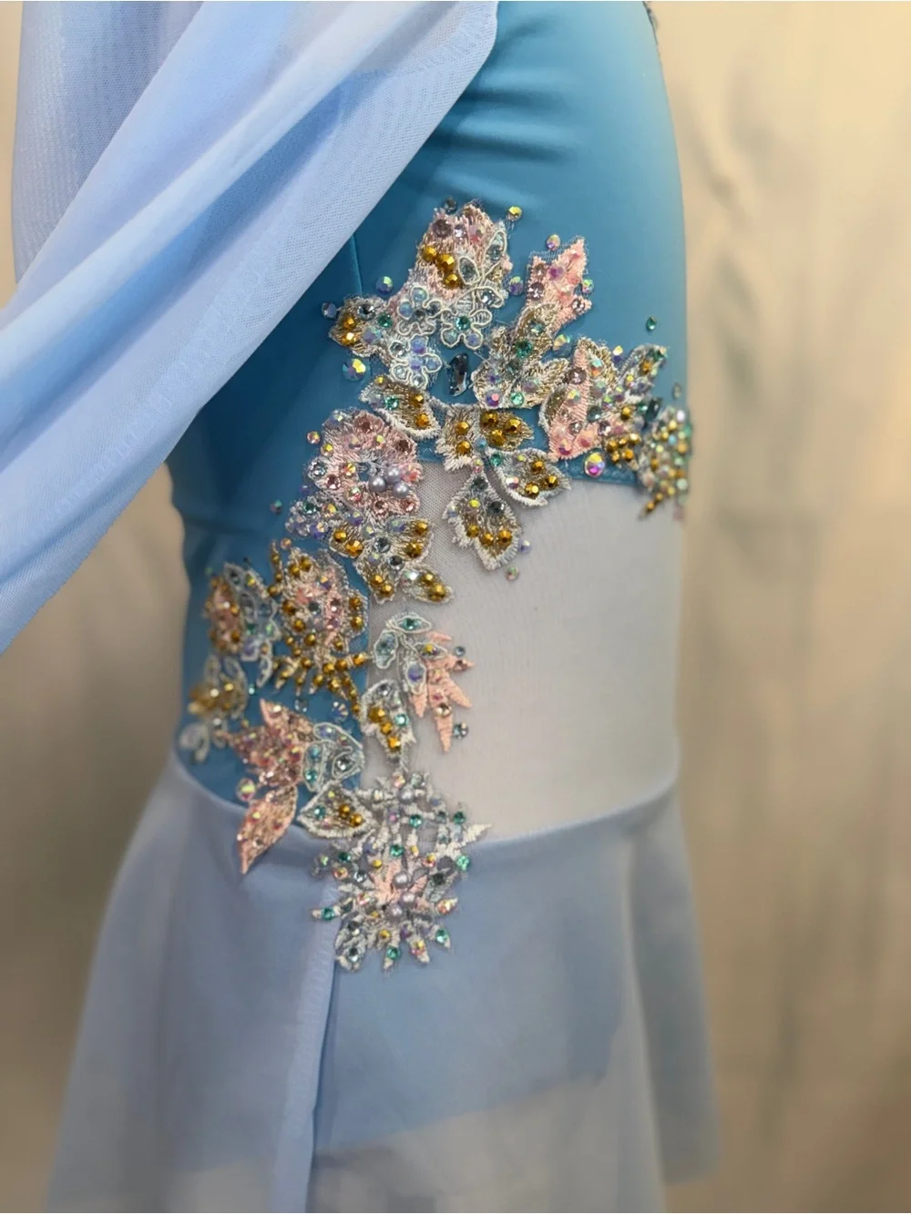 Light Blue Embellished Long-Sleeve Dance Costume for Kids